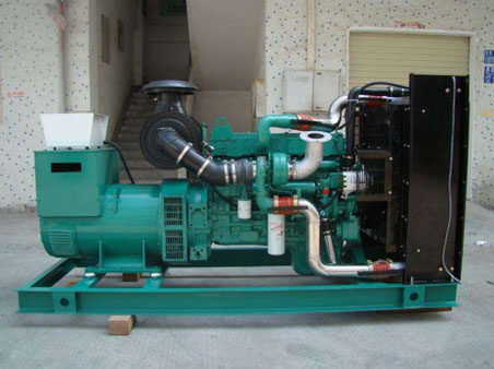甘南1100kw康明斯柴油发电机组